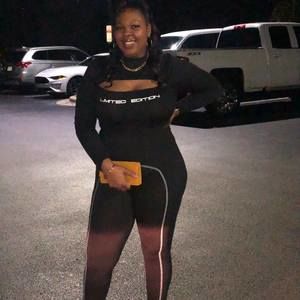 Meet your Posher, Shea